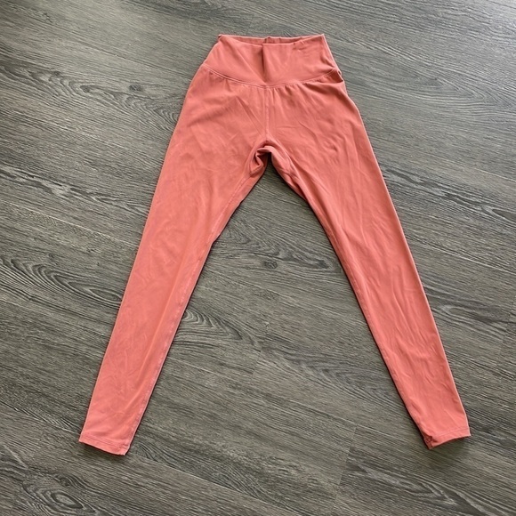 SzS BuffBunny Rosa Leggings in Cinnamon GUC Similar to Aligns - Picture 3 of 8